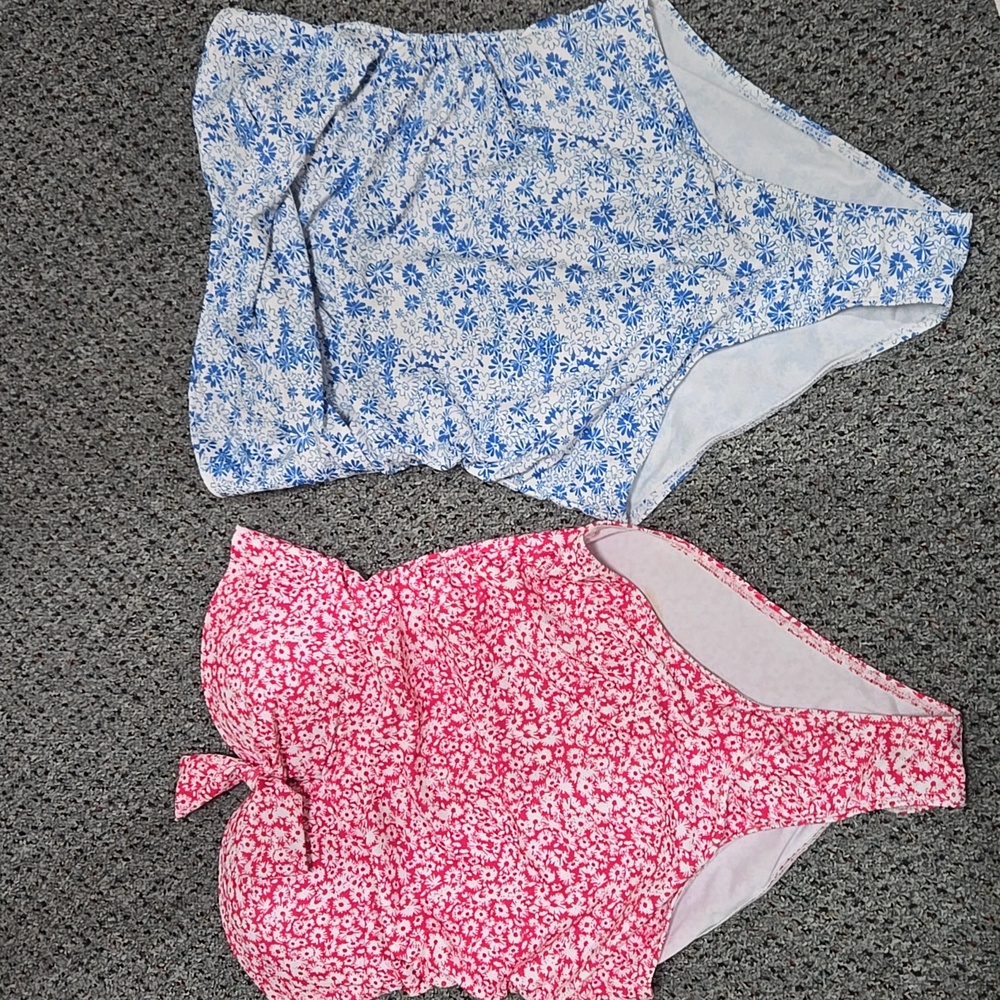 Bundle of 2 swimsuits